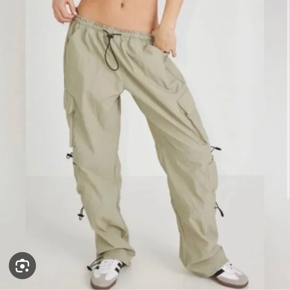 Nylon Cargo Parachute Pants - Green, Medium, Never worn with Tags
